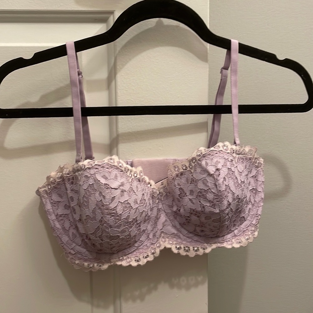 34D lace purple Victoria’s Secret bra with removable straps